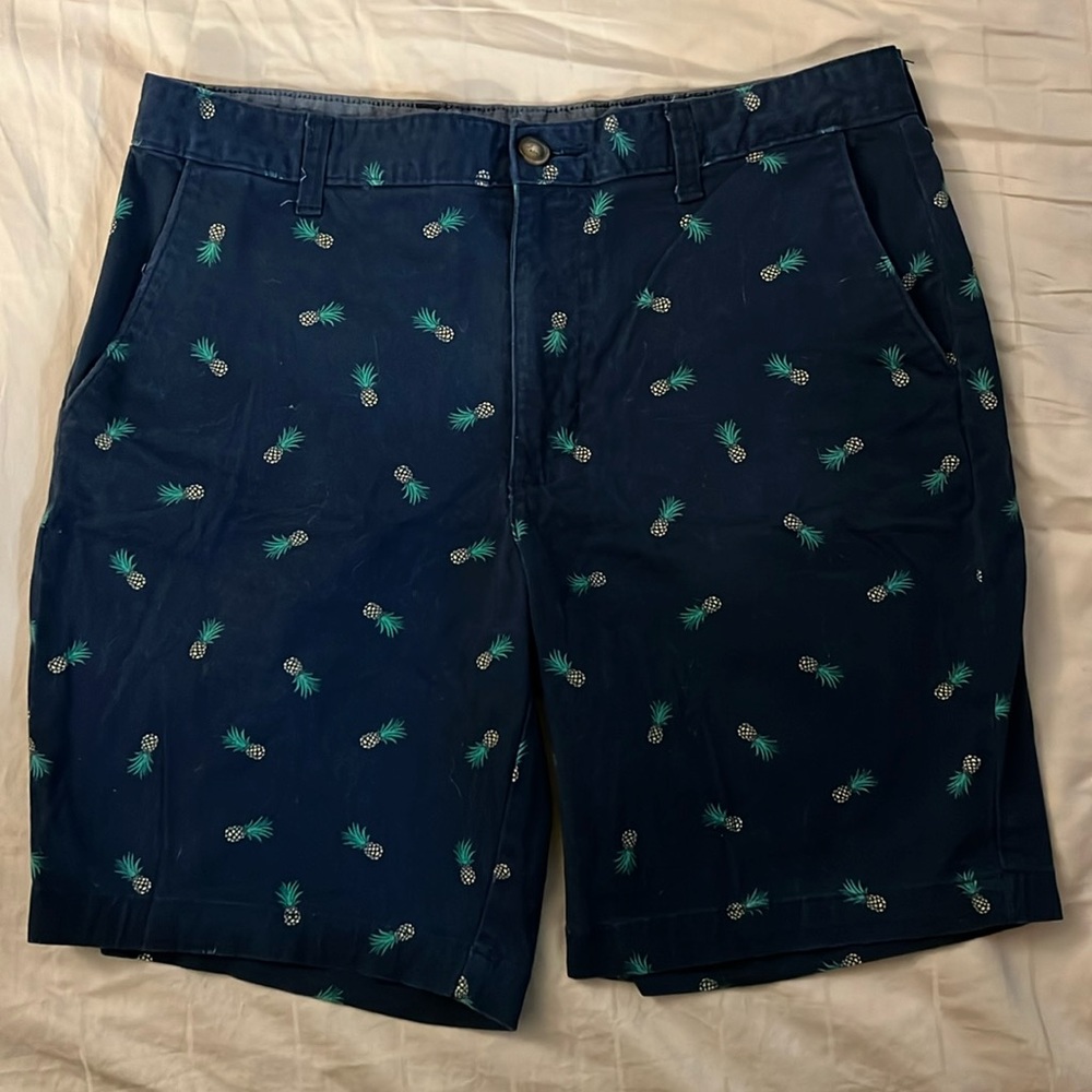 men’s pineapple shorts